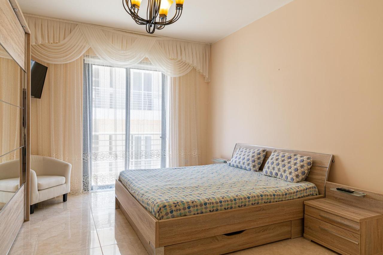 Beautiful Sea View Apartment สลีมา ภายนอก รูปภาพ