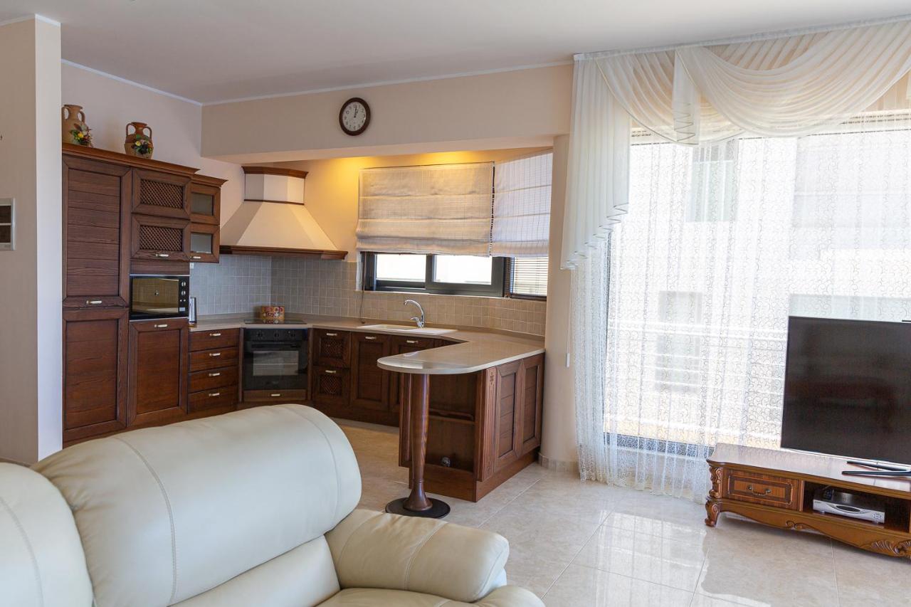 Beautiful Sea View Apartment สลีมา ภายนอก รูปภาพ